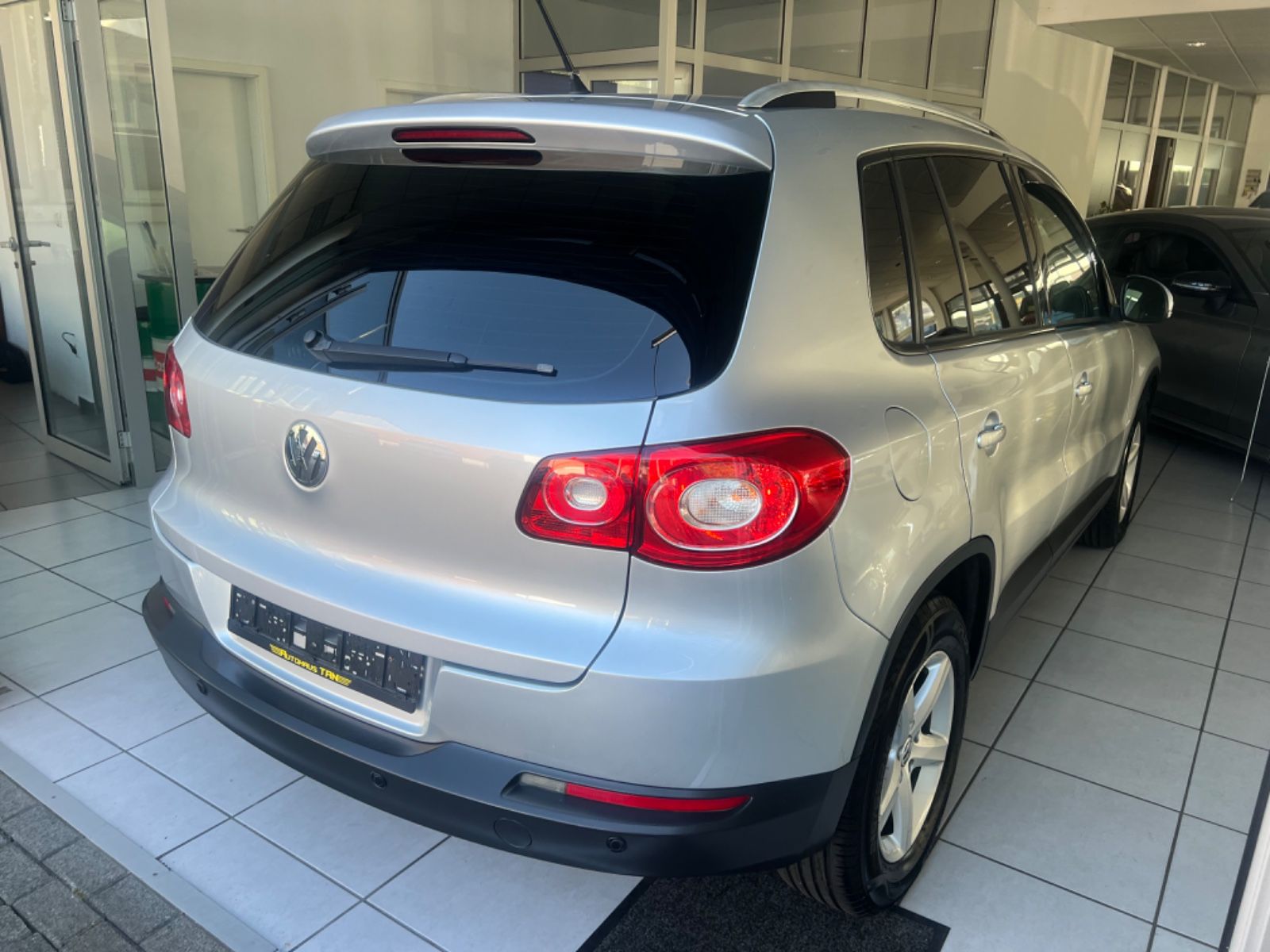 Fahrzeugabbildung Volkswagen Tiguan Sport & Style 4Motion LPG PRINZ