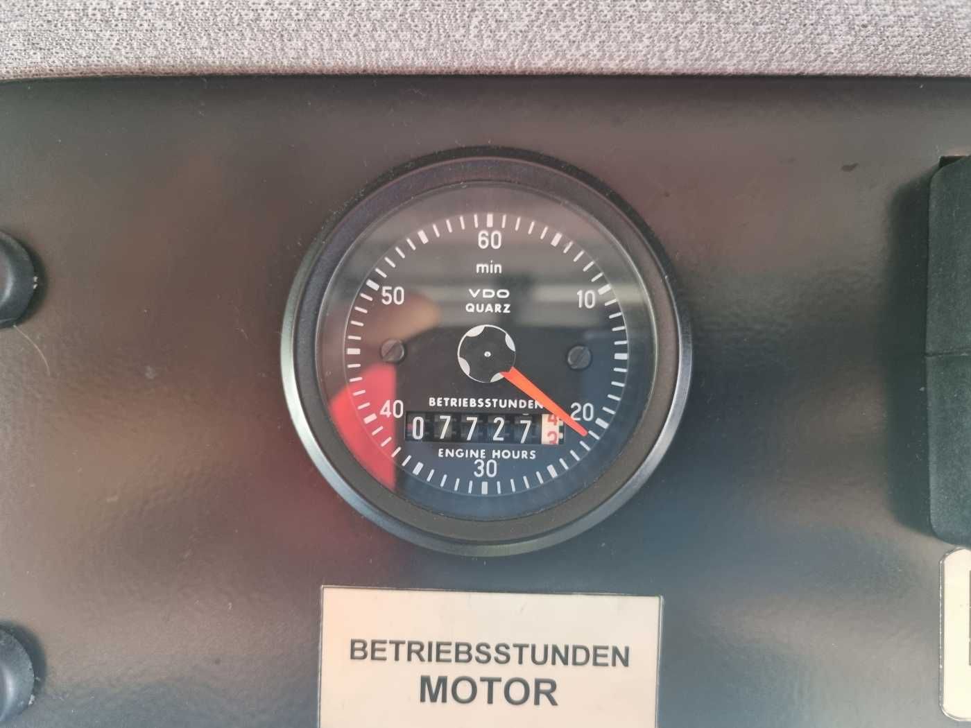 Fahrzeugabbildung MAN 15.284LC Metz DLK 23-12 Feuerwehr Drehleiter