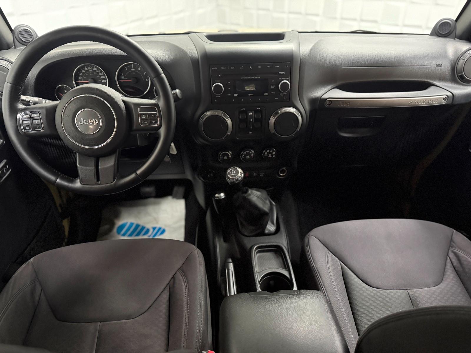 Jeep Wrangler Unlimited 2.8 CRD 200 ch 4x4 BVM / 186 877 km / Commando Green / Hard-Top