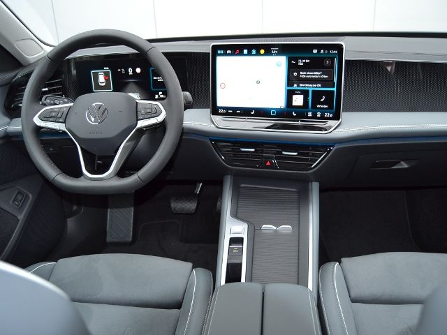 Passat Variant 1.5 eTSI DSG Business AHK/LED/18-