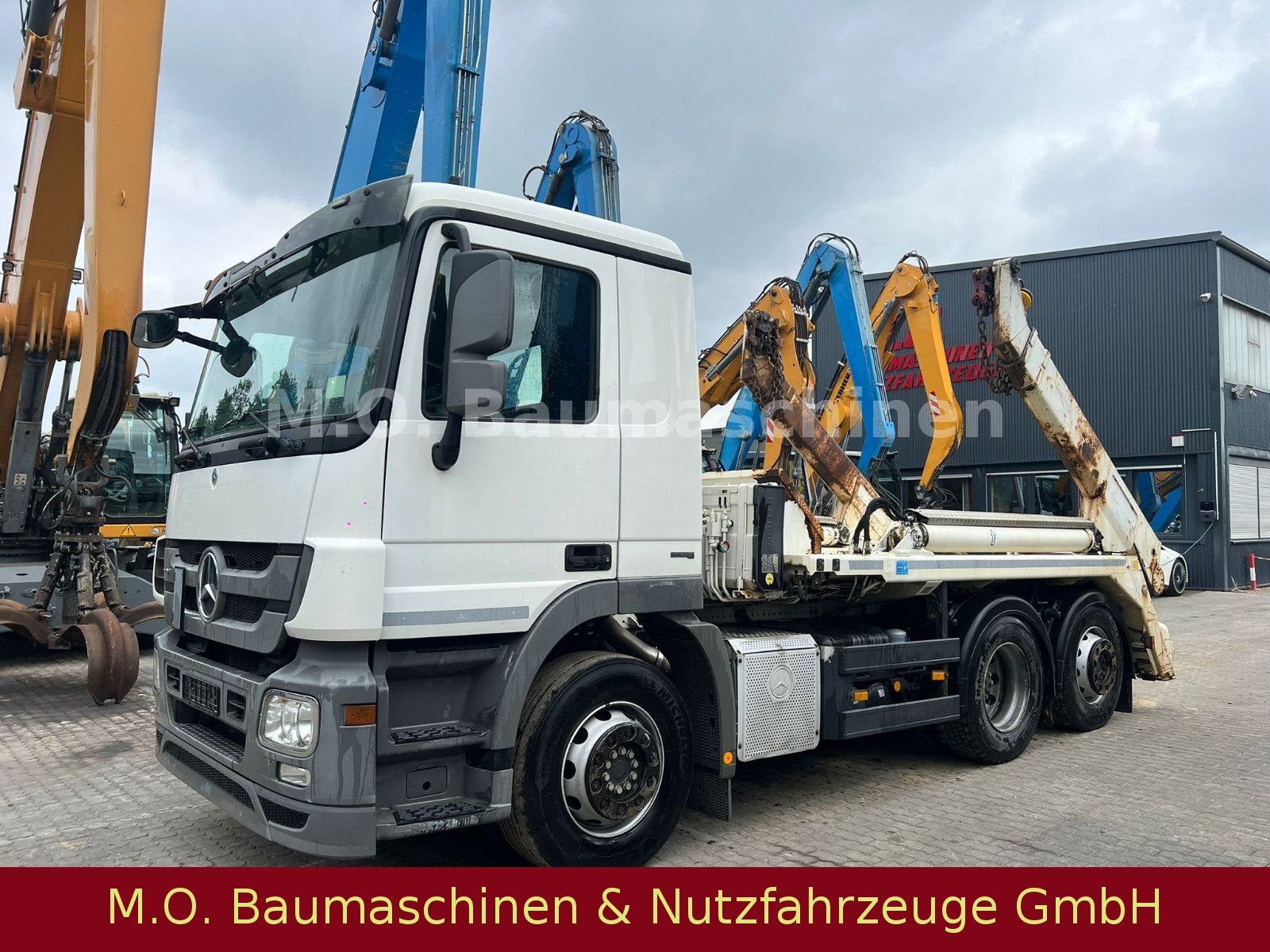 Fahrzeugabbildung Mercedes-Benz Actros 2541/Klima/3 Achser/6x2/TÜV NEU