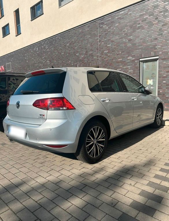 Image of Volkswagen Golf