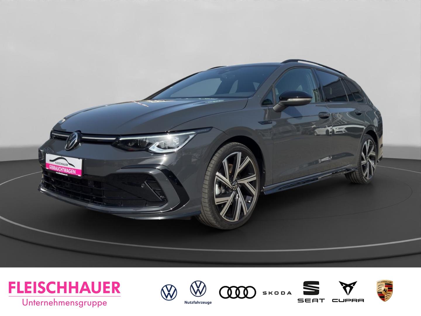 Volkswagen Golf VIII R-Line 2.0 l TSI MATRIX+ACC+RFK+AHK+NA