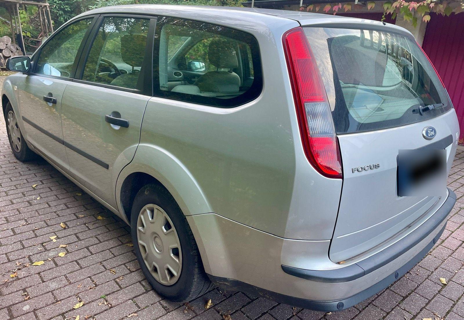 Ford Focus 2005 — engine 101 HP (74kW)