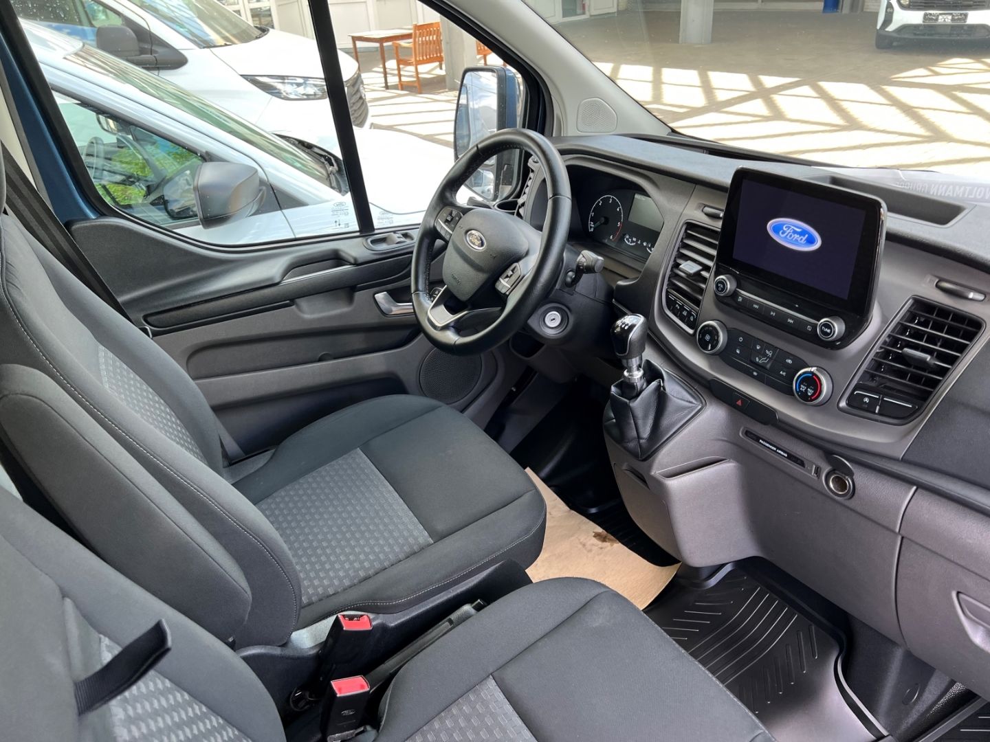 Fahrzeugabbildung Ford Transit Custom Kasten 300 L1 Trend Service-Line