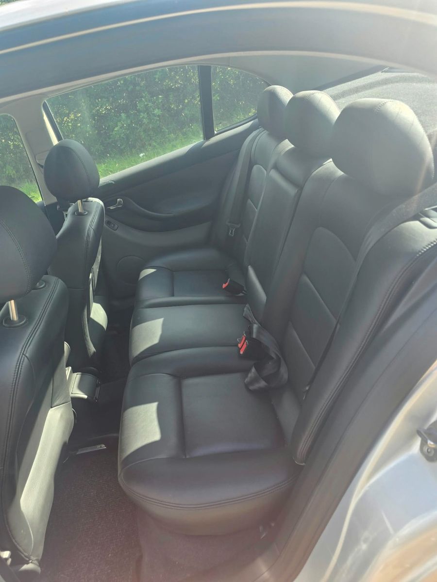 Fahrzeugabbildung SEAT Toledo Executive V5 2.3  110KW an Bastler