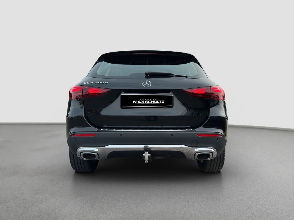Fahrzeugabbildung Mercedes-Benz GLA 200 d PROGRESSIVE*DISTR*AHK*LED*KAM*SITZH