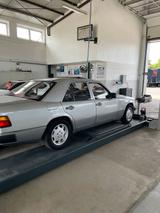 Mercedes-Benz Mercedes Benz E 260 W124 - Mercedes-Benz E 260 von privat