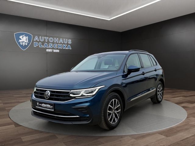 Volkswagen Tiguan 1.5 TSI DSG Life AHK+NAVI+PDC Klima Navi