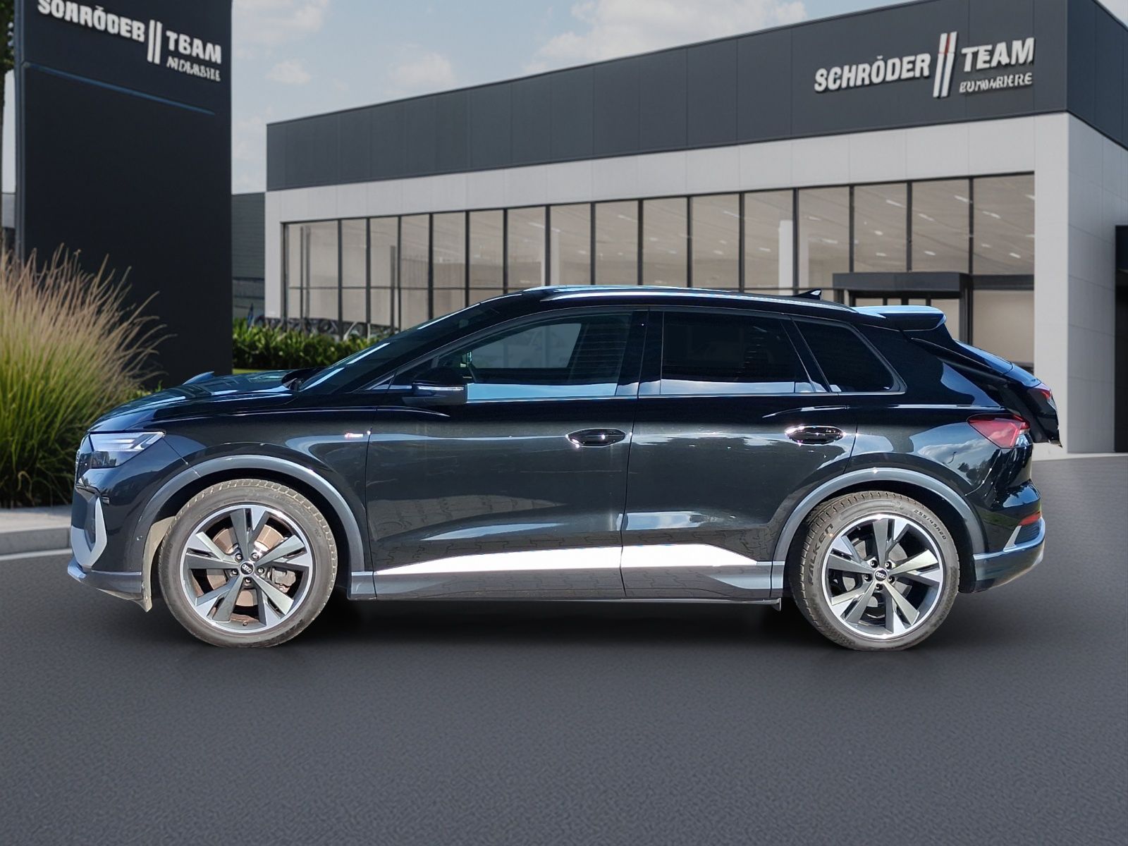 Audi Q4 e-tron 40 e-tron S line Pano Matrix RFK SHZ A foto 2