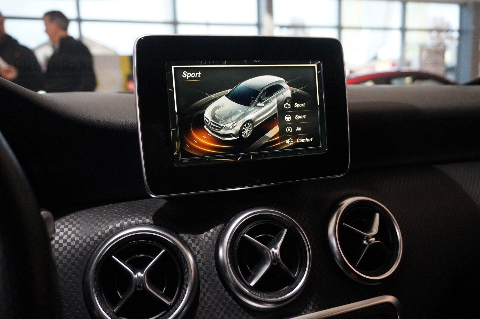 Fahrzeugabbildung Mercedes-Benz A 220 CDI BLUEFFI. NAVI/LED/KAMERA/SHZ/SPORT/AHK