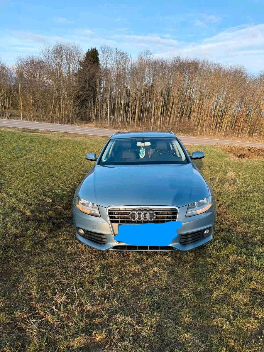 Audi A4 2010 — двигун 140 HP (103kW)