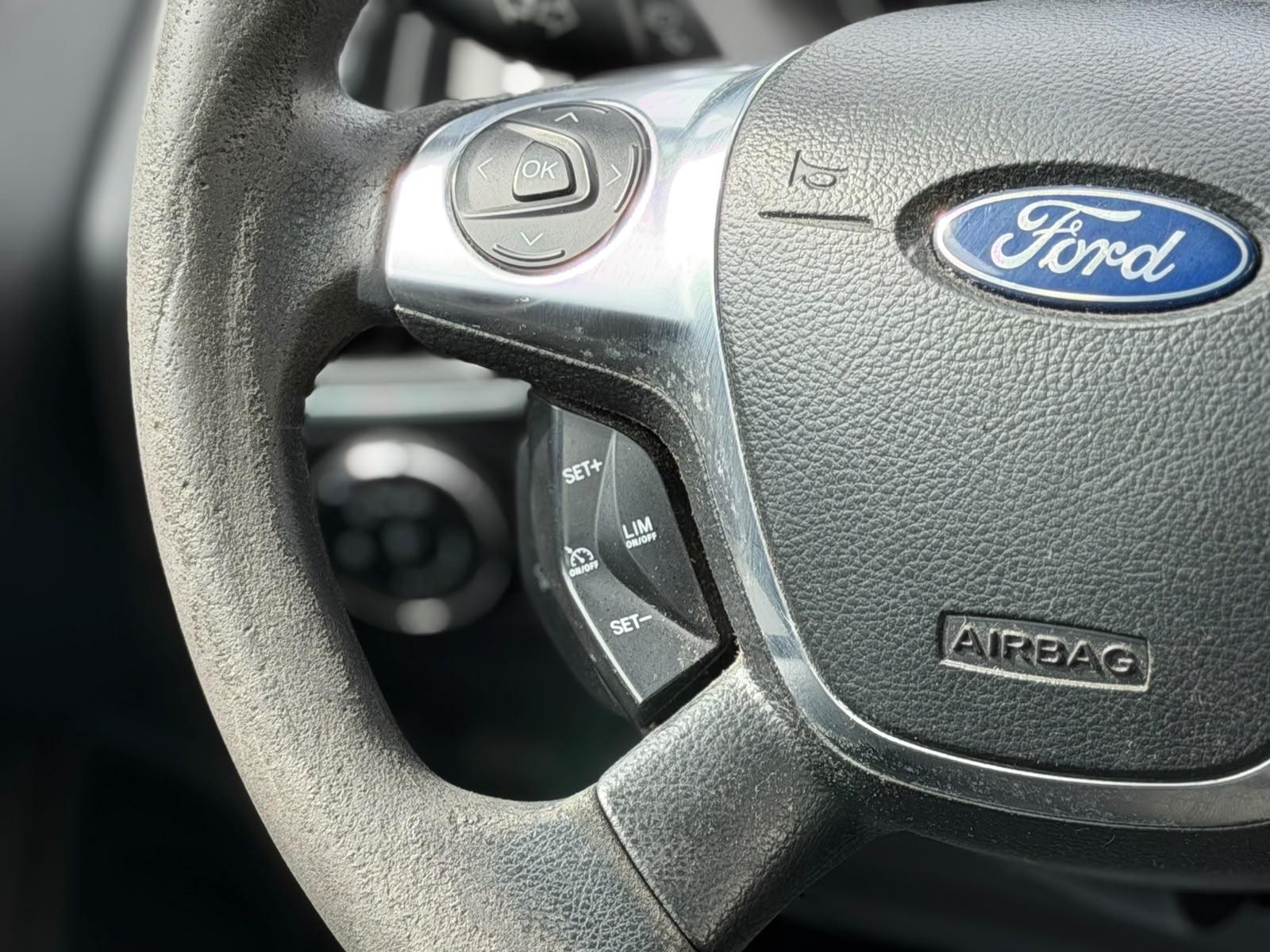 Ford Focus 2013 — photo 15