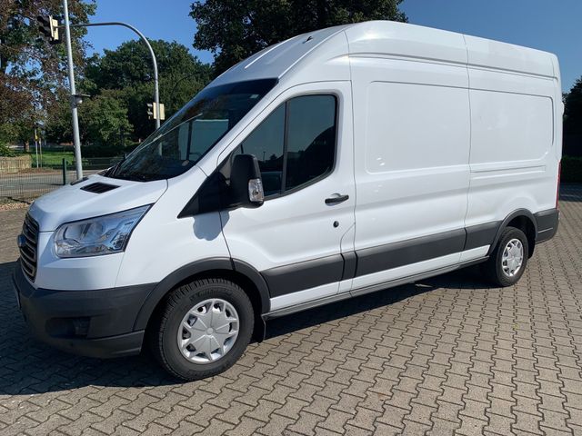 Fahrzeugabbildung Ford Transit 350 L3H3+AHK+Auffahrrampe+Tempomat+Klima