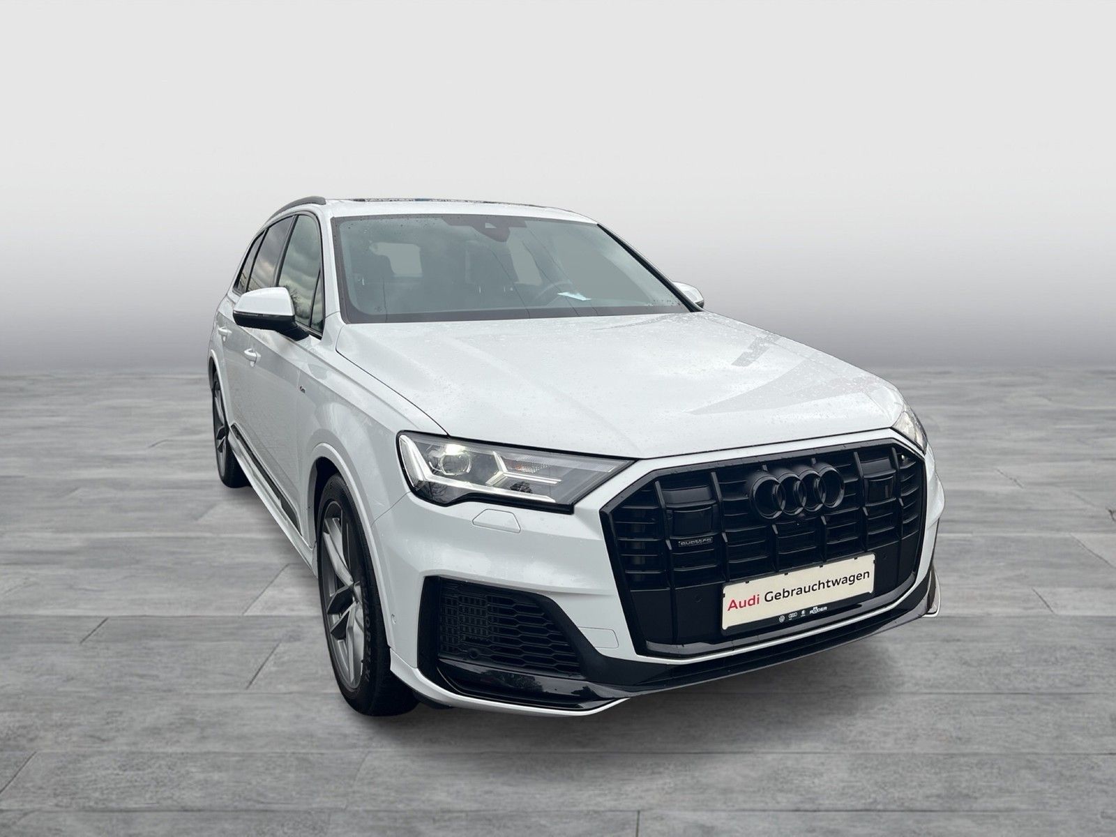 Audi Q7 55 TFSI e quattro S line foto 4
