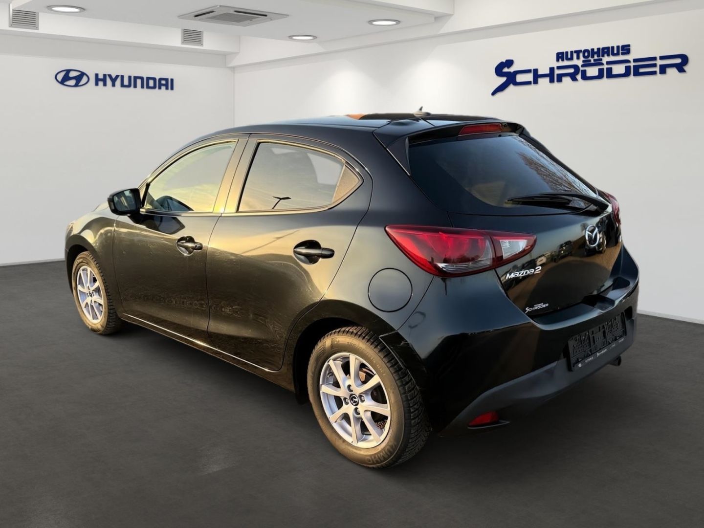 Fahrzeugabbildung Mazda 2 1.5 Exclusive Line Klima Bluetooth Tempomat