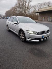 Volkswagen Passat Variant - 2