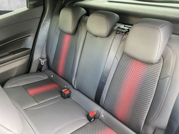 Alfa Romeo Junior Elettrica-SPECIALE 115kW LED,MASSAGE,SHZ