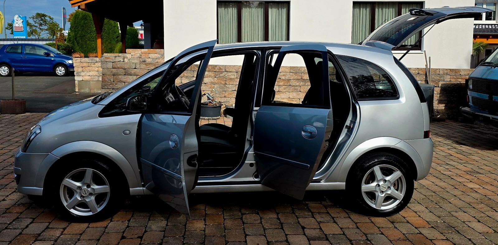 Opel Meriva 2009 — photo 18