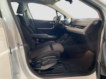 BMW 218 Active Tourer - 8