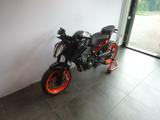 KTM 890 Duke GP Mj. 2023 *Service neu / Garantie* - Angebote