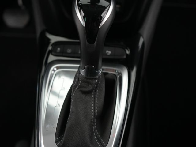 Crossland ELEGANCE AT+LED+NAVI+RÜCKFAHRKAMERA+SI