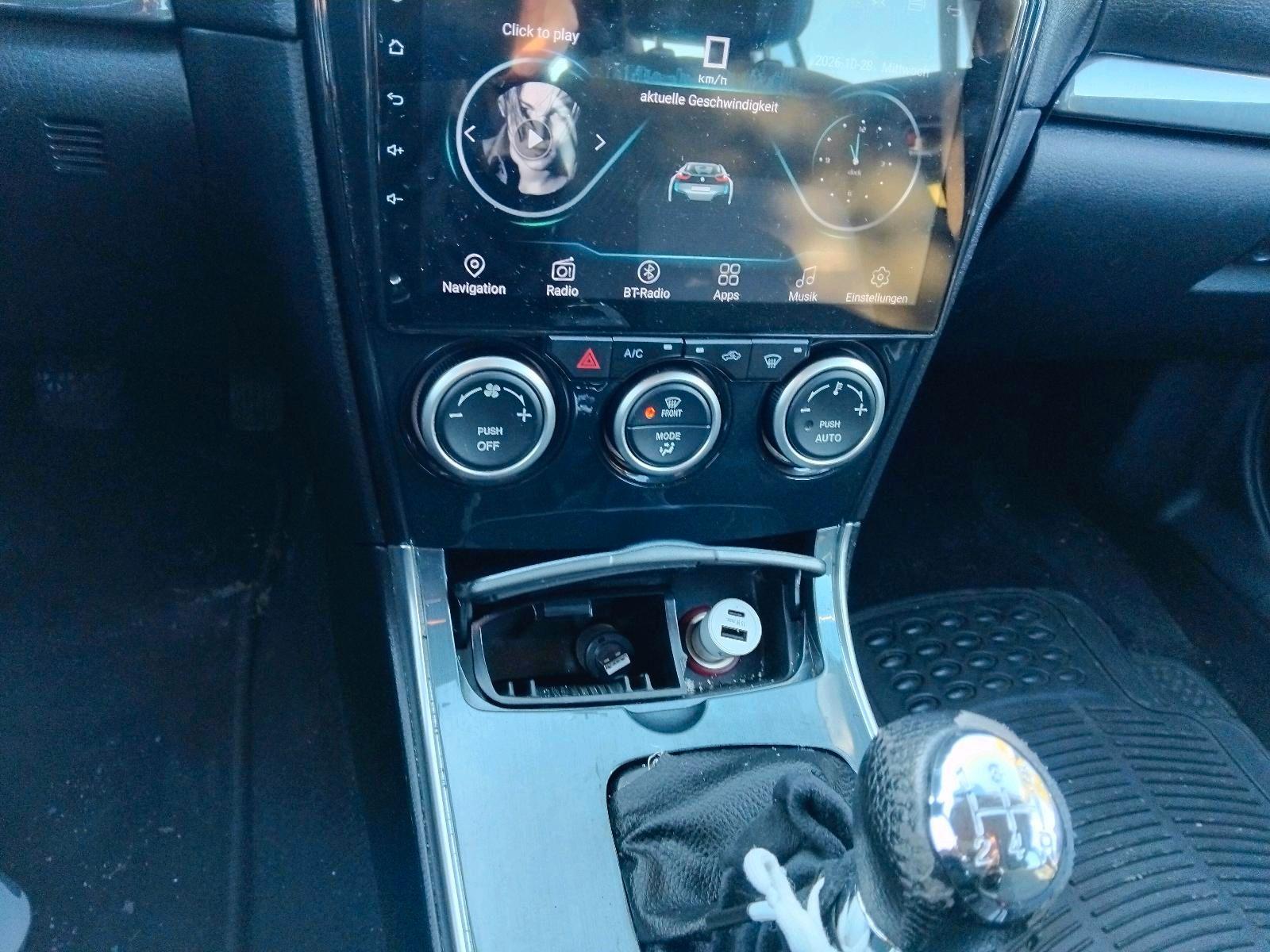 Mazda 2 2005 — photo 12