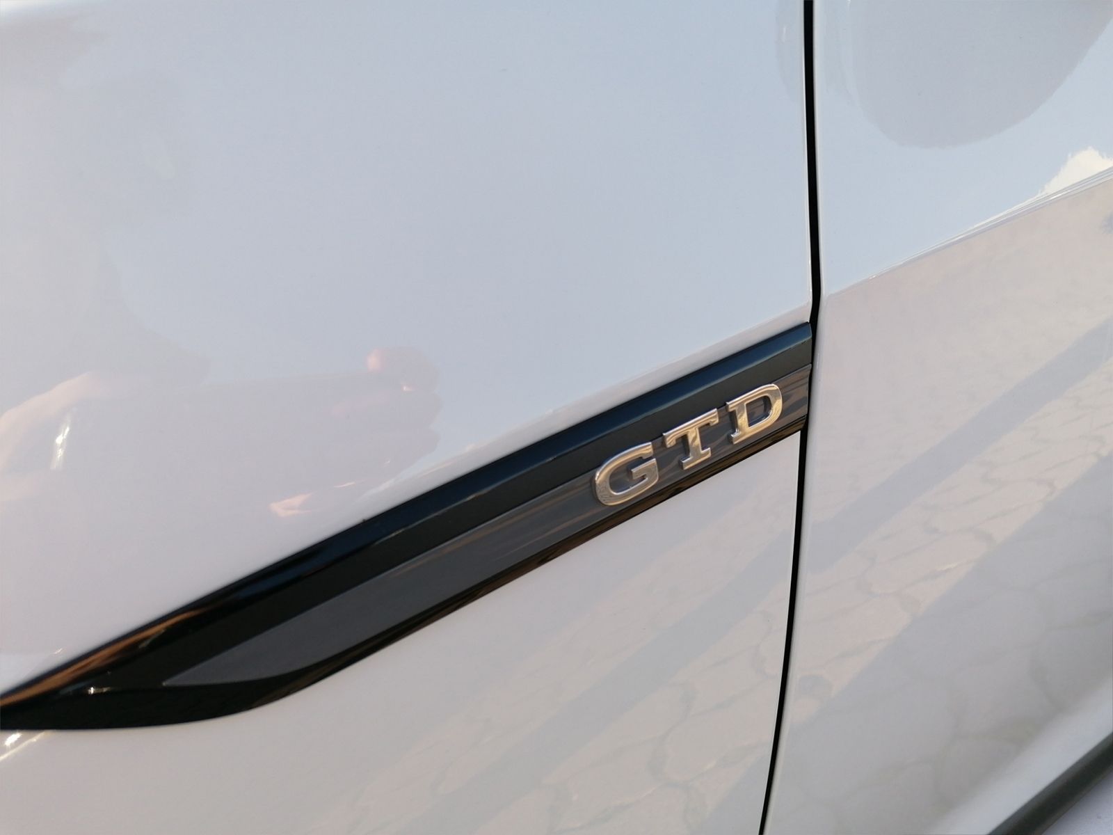 Golf VIII GTD 2.0 TDI DSG PANO+HARMAN+19"ALU