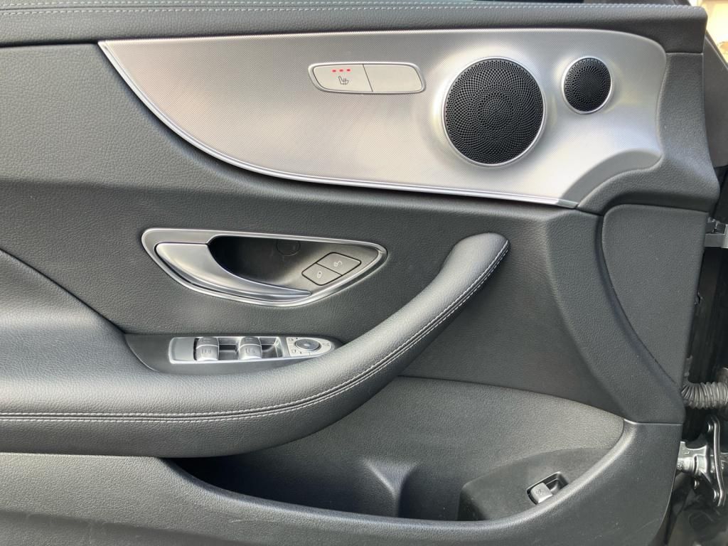 Fahrzeugabbildung Mercedes-Benz E 220 d Coupé NIGHT*PANO*WIDESC*LED*KAM*COM*TOTW