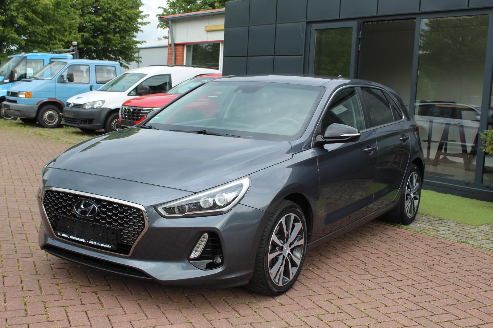 Hyundai i30 Intro