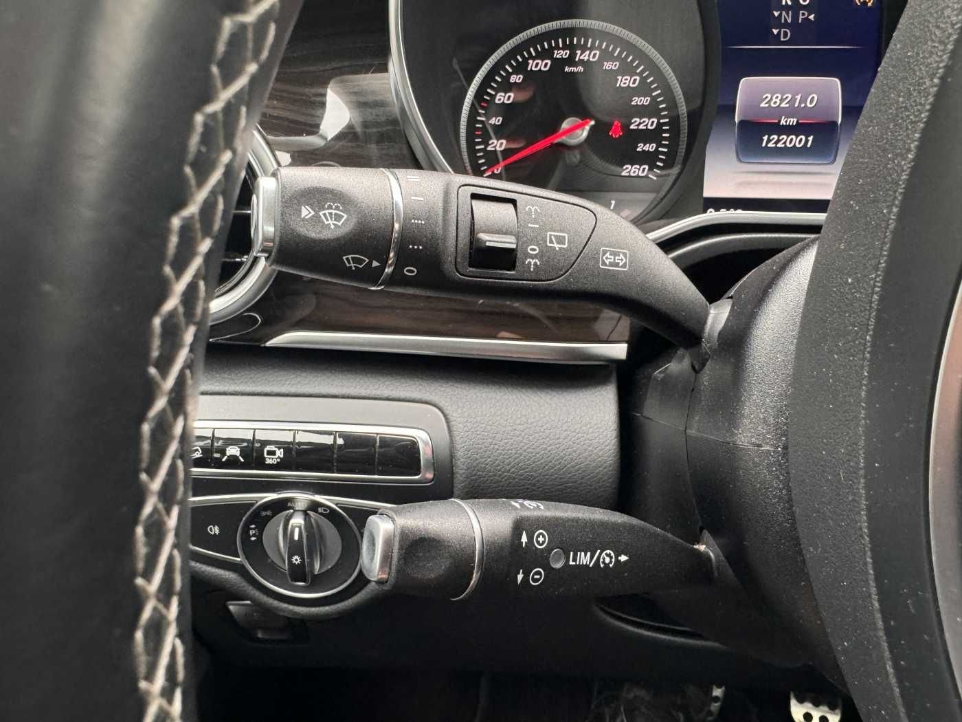 Fahrzeugabbildung Mercedes-Benz V 250 d AVA ED 4MATIC Panorama Tisch 360 Sound