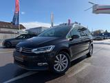 Volkswagen Touran Highline AHK Tempomat/SHZ/RFK - Volkswagen Touran mit Diesel-Antrieb: Geländewagen