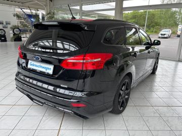 Ford Focus - 8