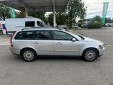 Volvo V50 Kombi 2.0 D Summum - gebrauchte Volvo V50 aus dem Jahr 2004
