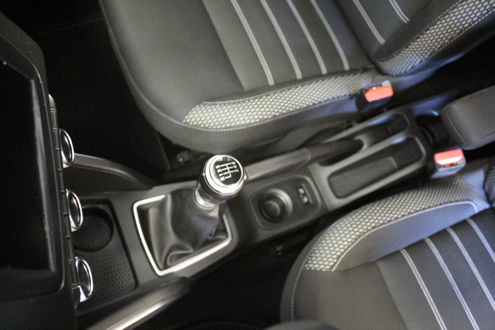 Fahrzeugabbildung Dacia Duster TCe130 *Prestige Navi*Sitzhzg*Kamera*AHK