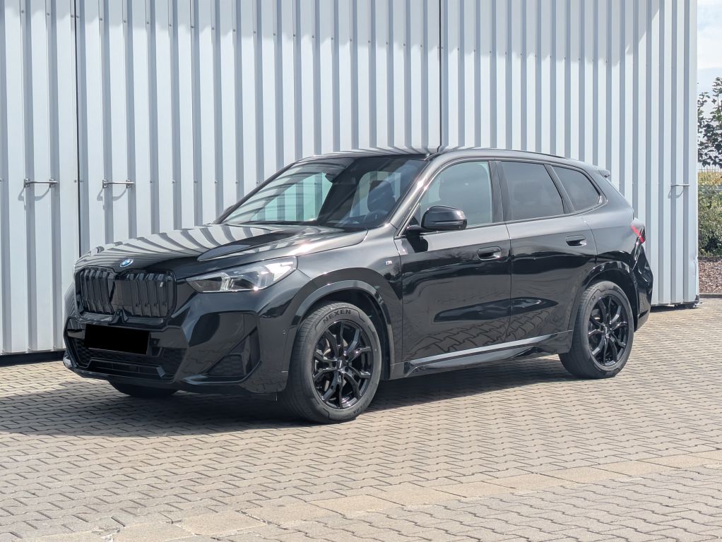 Image of BMW iX1
