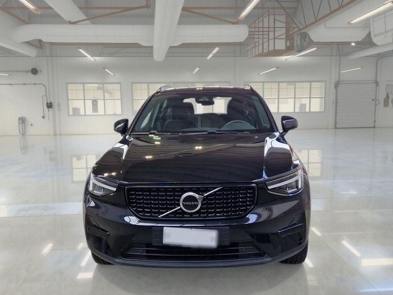 Volvo VOLVO XC40 B3 AUTOMATICO ULTIMATE DARK SUV imagem 2