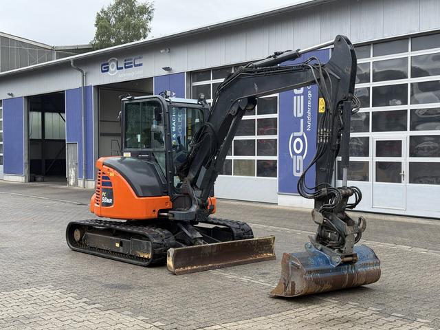 Alt producător Komatsu PC58MR-5E0 Tiltroșuator OQ45-5 · 2.336 h