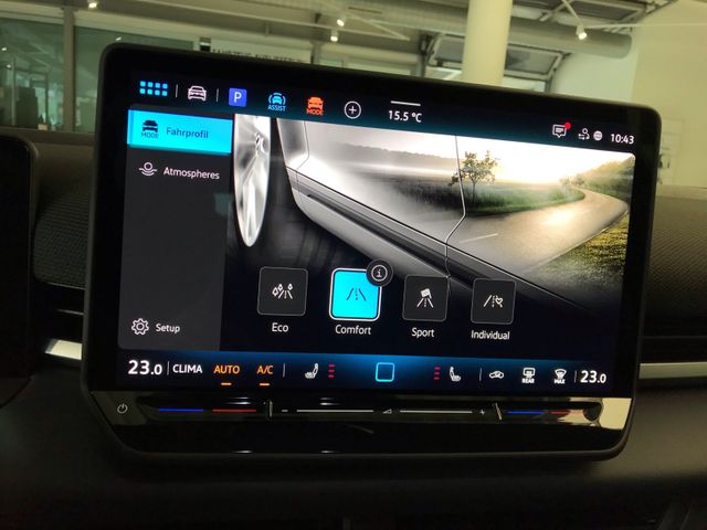 T-Roc R-Line 1.5 eTSI DSG*AHK*KAMERA*ACC*