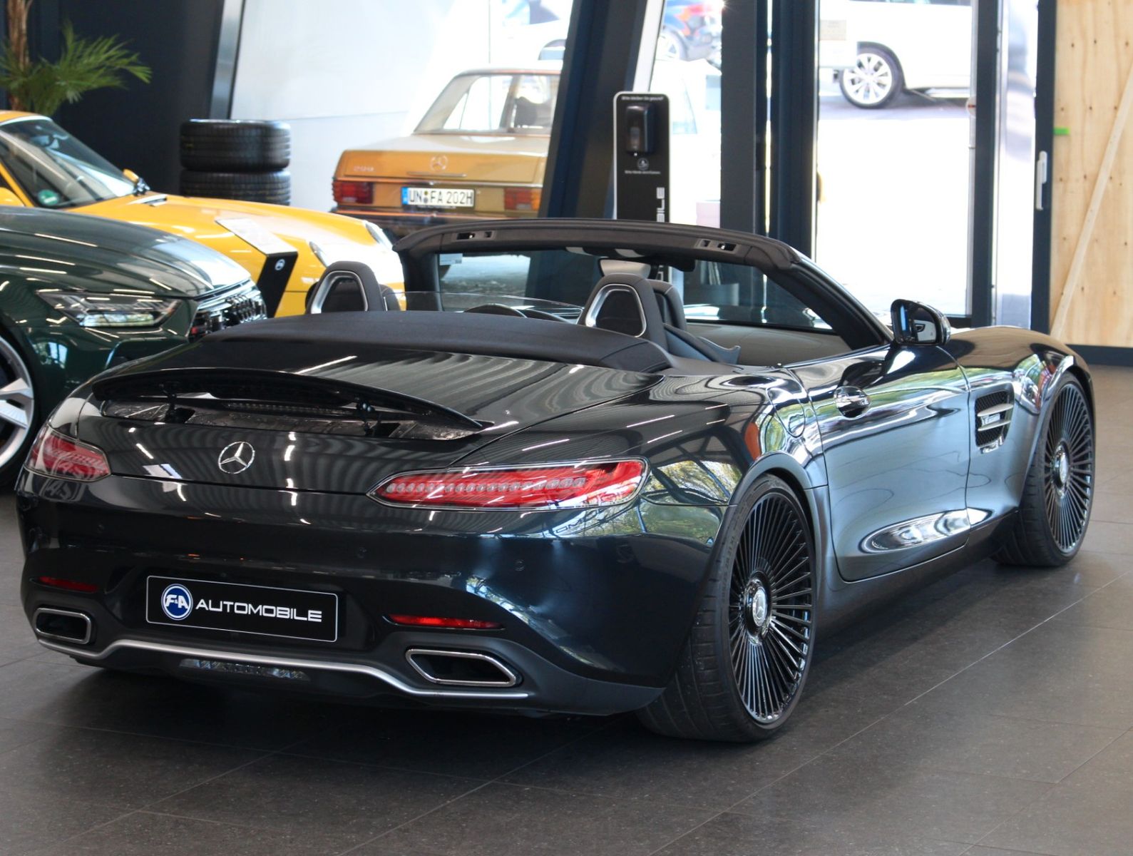 Fahrzeugabbildung Mercedes-Benz AMG GT Roadster KW V3*Burmester*2.Hand*NO OPF