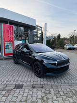 Skoda Enyaq 80 Suite First Edition - schwarze Skoda Enyaq