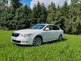 Skoda Superb 3T V6 DSG 4x4 260PS 3.6 weiß - Skoda Superb: V6