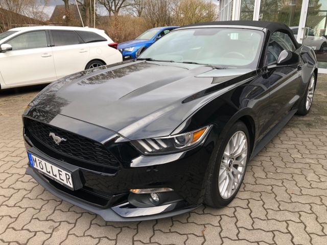 Ford Mustang 2.3 Cabrio Navi Leder Xenon 19" Dt. Fzg.