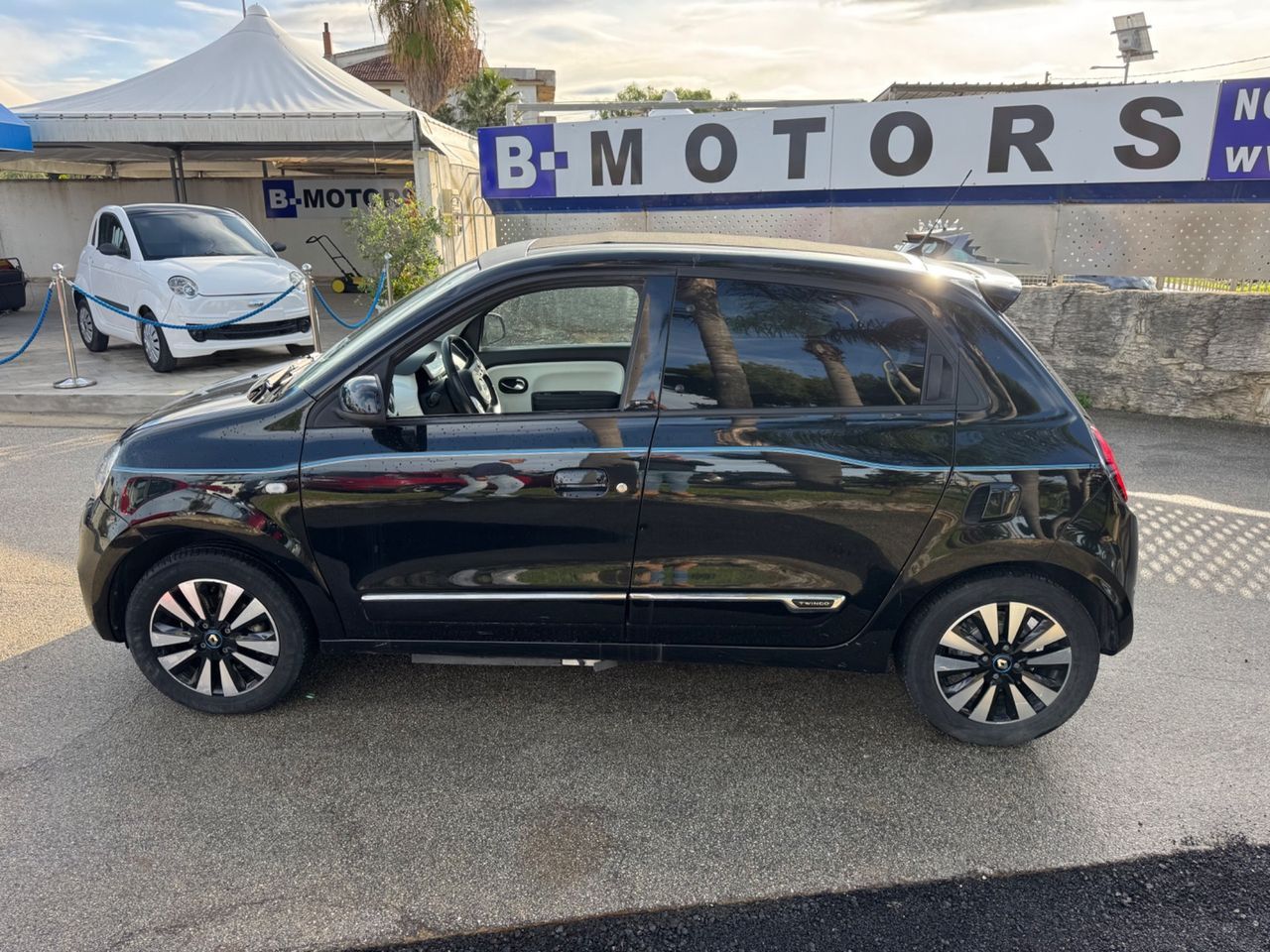 RENAULT Twingo