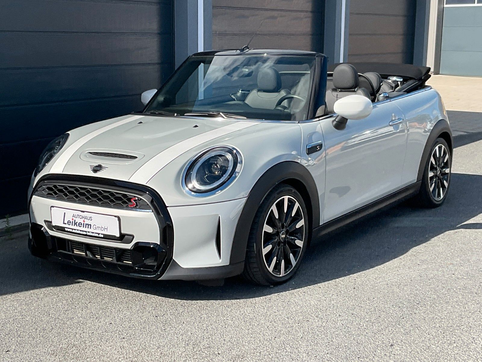 MINI COOPER S CABRIO Classic Trim - Harman Kardon