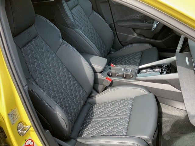Fahrzeugabbildung Audi A3 Allstreet 35 TFSI S tronic Matrix LED Interie