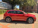 Volkswagen Tiguan 2.0 TSI 132kW DSG 4MOTION Highline Hi... - Volkswagen Tiguan: Rot