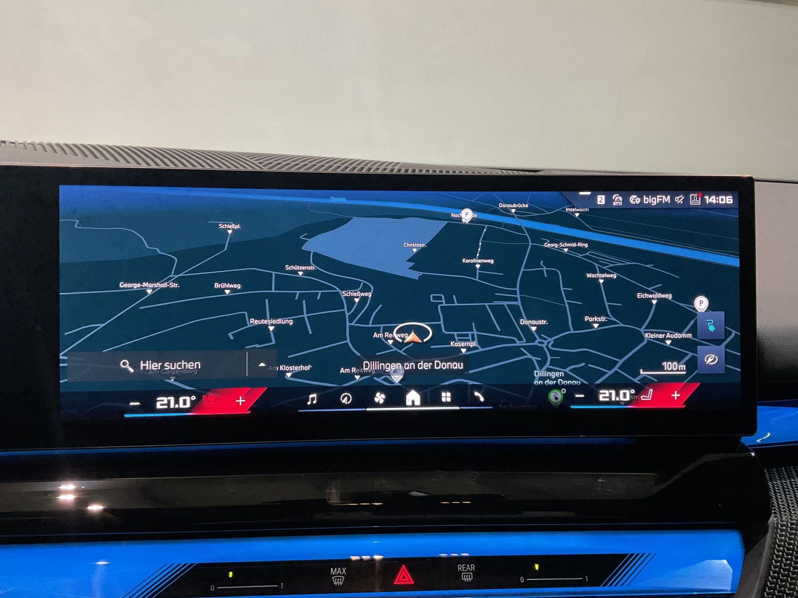 Fahrzeugabbildung BMW i5 M60 xDrive Sitzbelüftung vorn, Glasdach, Limo
