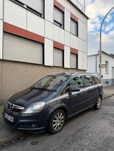 Opel Zafira 1.9 CDTI *7 SITZER*SITZHEIZUNG... - Opel Zafira aus 2006 mit Diesel-Antrieb