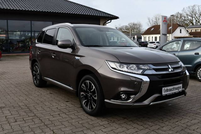 Mitsubishi Outlander Plug-in Hybrid Top Leder schwarz